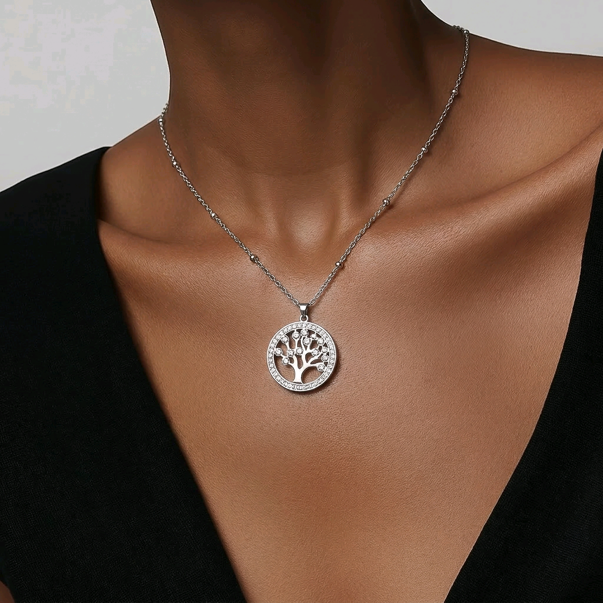 COLLIER VITA