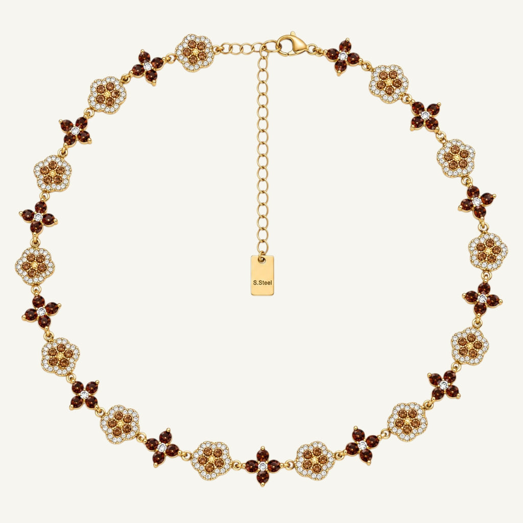 COLLIER CALISTA