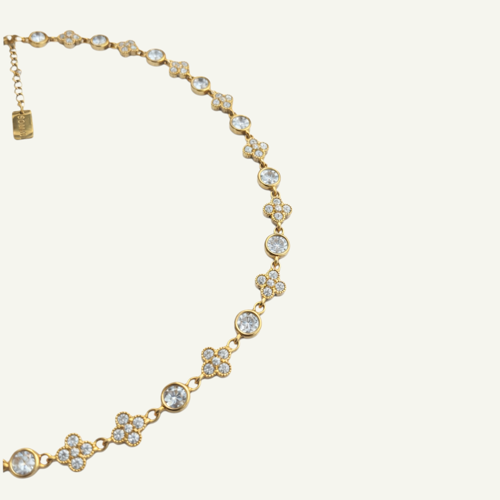 COLLIER AURORA